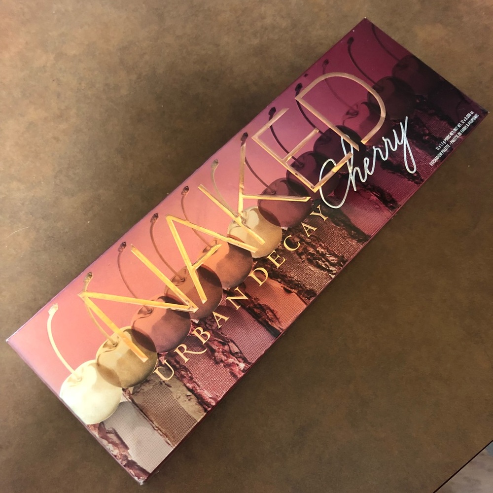 Urban Decay Naked Cherry Palette